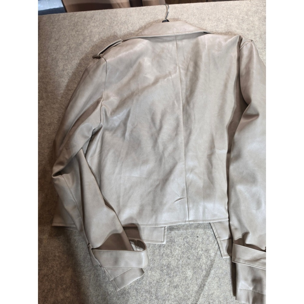 Bagatelle Collection Beige Faux Leather Cropped Trench Jacket Womens Large L - Picture 2 of 9